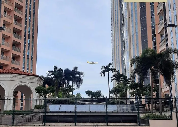 In Taguig Near Venice Grand Canal Mall Bgc Makati Balai Bellini Apartment Manila